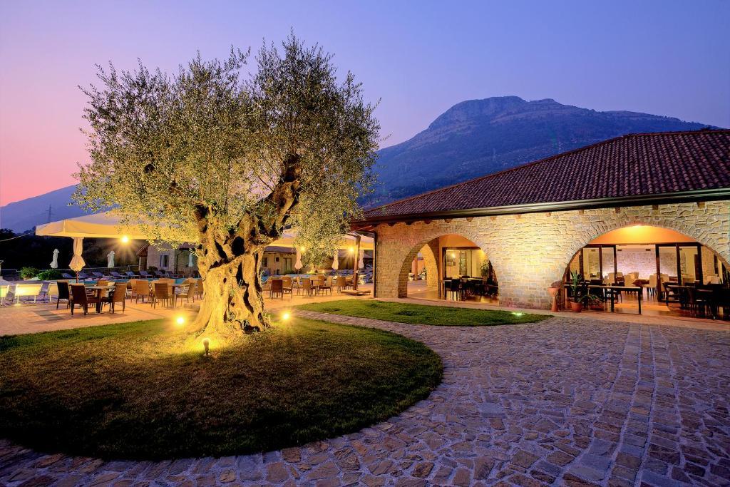 Tenuta D'Amore San Mango Piemonte Esterno foto