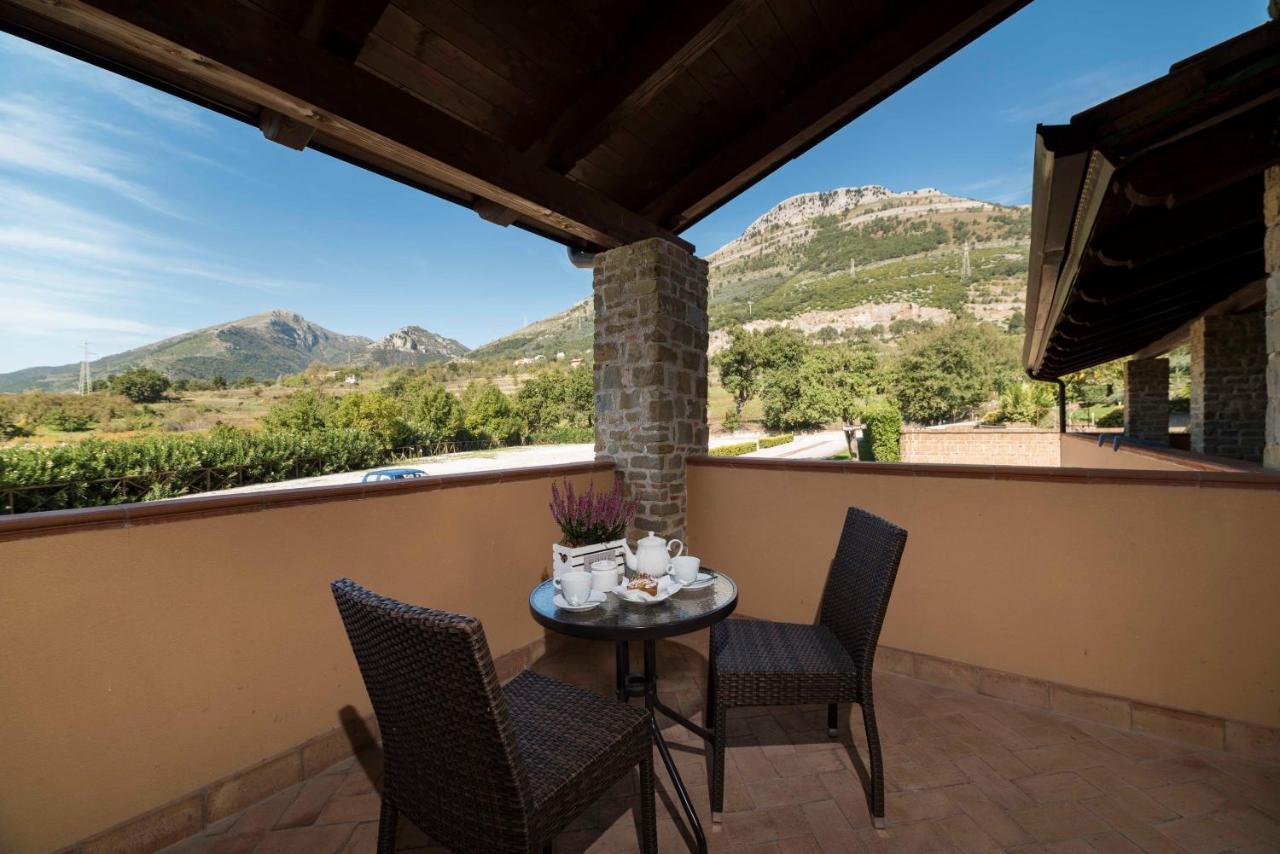 Tenuta D'Amore San Mango Piemonte Esterno foto
