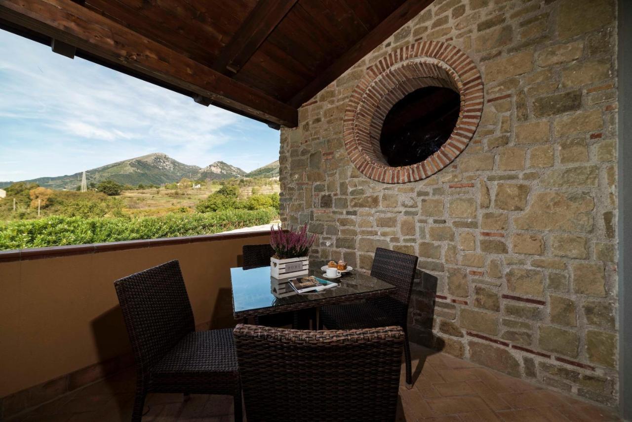 Tenuta D'Amore San Mango Piemonte Esterno foto