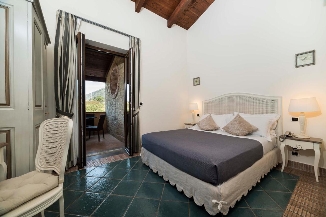 Tenuta D'Amore San Mango Piemonte Esterno foto